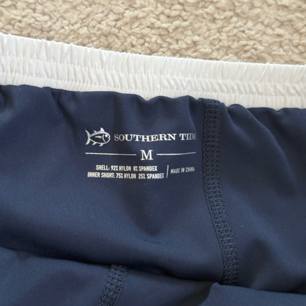 Southern Tide Dark Blue Skirt with White Accents - Picture 5 of 7